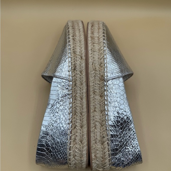 JACK ROGERS Palmer Espadrille Snake Embossed Silver Size 9.5 - Picture 7 of 11